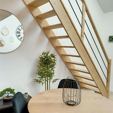 Sublime Appart Renove Duplex Centre Ville 4Pers Wifi Saint-Quentin  Bagian luar foto