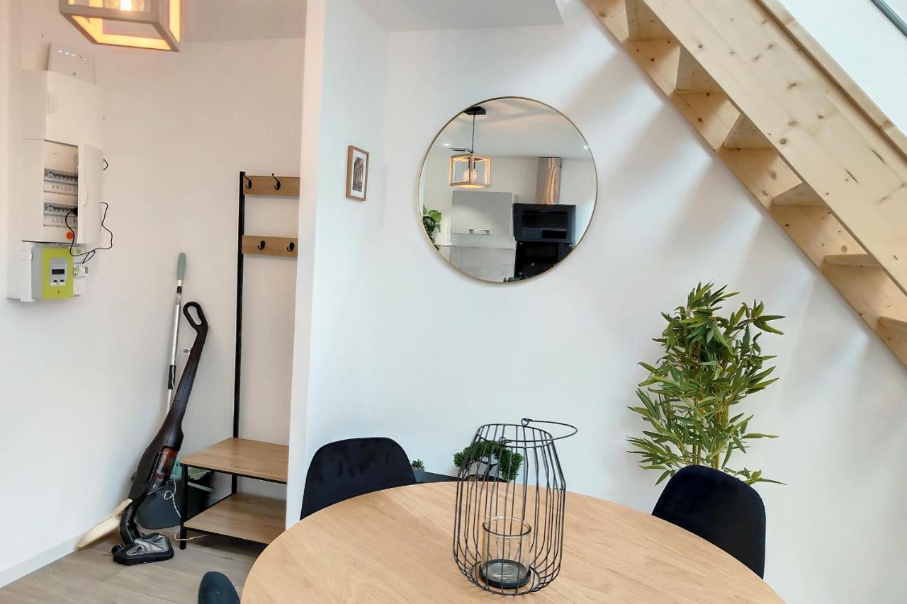 Sublime Appart Renove Duplex Centre Ville 4Pers Wifi Saint-Quentin  Bagian luar foto