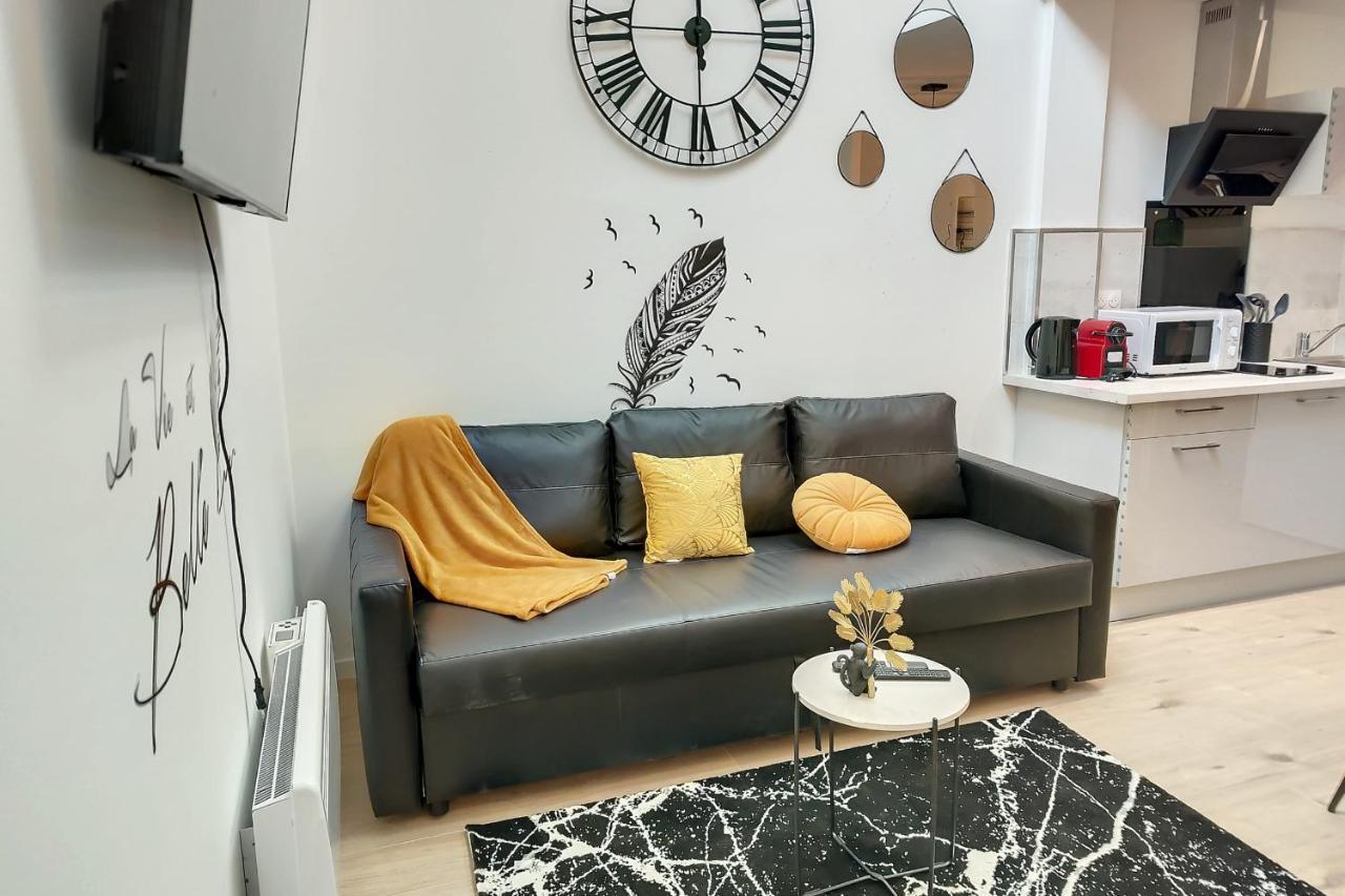 Sublime Appart Renove Duplex Centre Ville 4Pers Wifi Saint-Quentin  Bagian luar foto