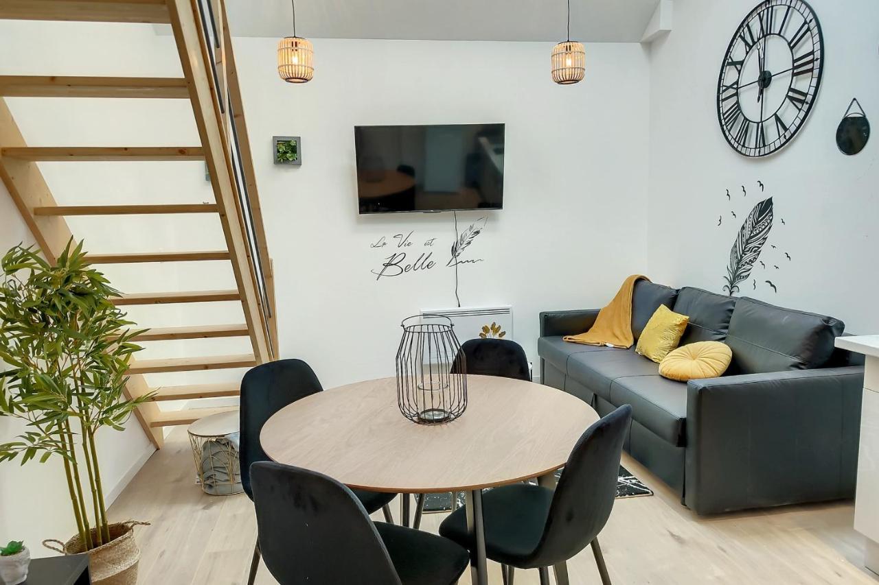 Sublime Appart Renove Duplex Centre Ville 4Pers Wifi Saint-Quentin  Bagian luar foto